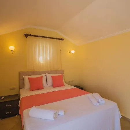 Calista Denize Sifir 8 Kisilik Pearl 7 * Fethiye